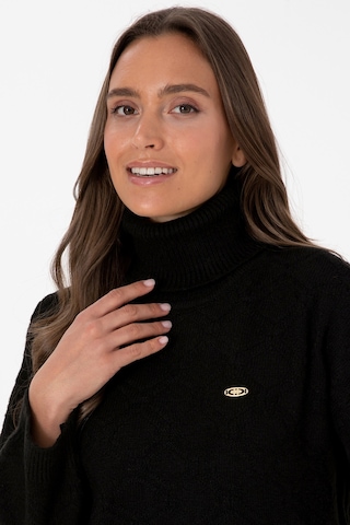 U.S. Polo Assn. Kadın Siyah Boğazlı Kazak 50309658-VR046