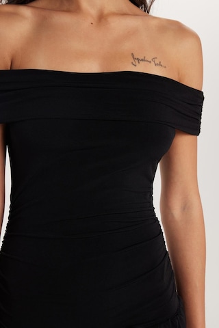Tudors Kadın Slim Fit Dar Kesim Straplez Siyah Midi Elbise-33585 Siyah