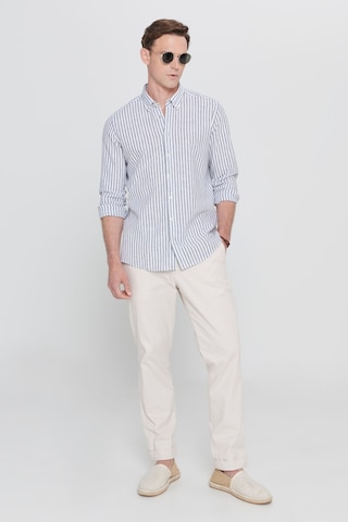 AC&Co / Altınyıldız Classics Erkek Beyaz Hakı Slim Fit Dar Kesim Düğmeli Yaka Çizgili Keten Gömlek Beyaz Hakı
