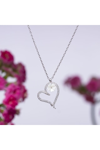 Nagıss Kalp Model Sedef Çiçek Detaylı Zirkon Taşlı 925 Ayar Gümüş Kadın Kolye