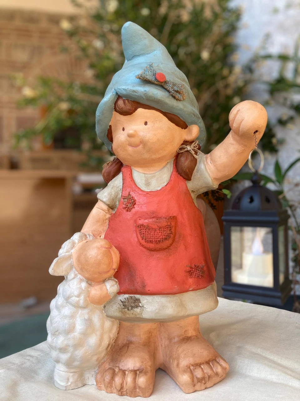 Cüce Kız Çocuk Kuzulu Fenerli ,bahçe Dekor