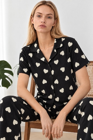 Womanandkids Siyah Kadın Kalpli Kısa Kollu Pijama Takımı 4825