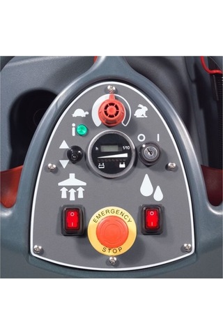 Numatic TGB6055 24 V Akülü Zemin Yıkama Otomatı