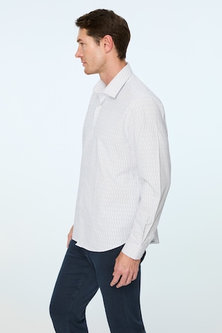 Morven Erkek Mavi Trend Çizgili Dynamic Fit Sert Yaka Gömlek 26mc004068300 Mavi