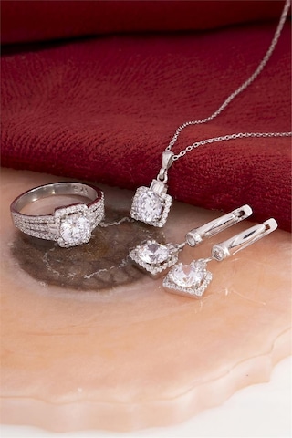 925 Ayar Gümüş Rodyumlu Full Zirkon Taşlı Baget Süslemeli Bayan Takı Seti -8234 Gümüş