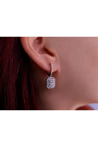 Sirius F Renk 1,05 Karat Baget Pırlanta Küpe 0817E0041
