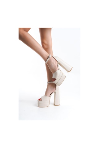 Preshley Kadın Elina Tek Bantlı Bej Cilt 15 Cm Platform Topuklu Ayakkabı Bej