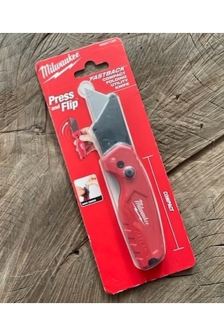 Milwaukee Pro Metal Katlanır Maket Bıçağı Fastback Compact 16cm