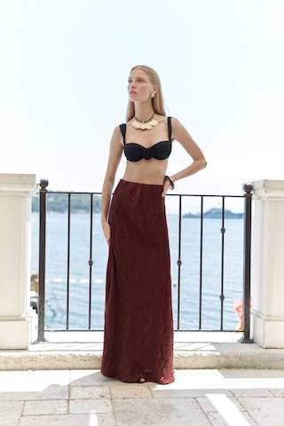 Eubah Kırışık Uzun Bordo Saten Etek Bordo
