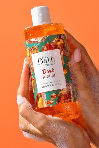 The Bath Factory Nemlendirici Ve Besleyici Dark Amber Duş Jeli 400 ML