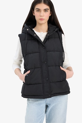 Defacto Regular Fit Kapüşonlu Fermuarlı Şişme Yelek E8590ax25aubk27 Siyah