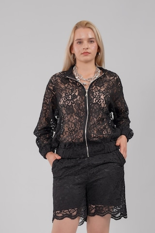 Mayrem Kadın Fermuarlı Siyah Çiçekli Dantel Bomber Ceket