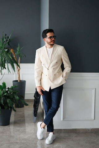 Avni Ceylan Gofre Kumaş İtalyan Stil Slim Fit Kruvaze Erkek Ceket Special Edition Krem