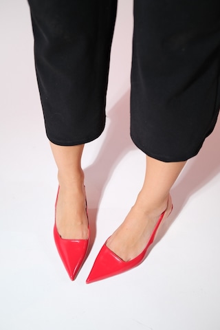 Luvishoes Marten Kırmızı Cilt Kadın Sivri Burun Arkası Açık İnce Topuklu Ayakkabı Kırmızı
