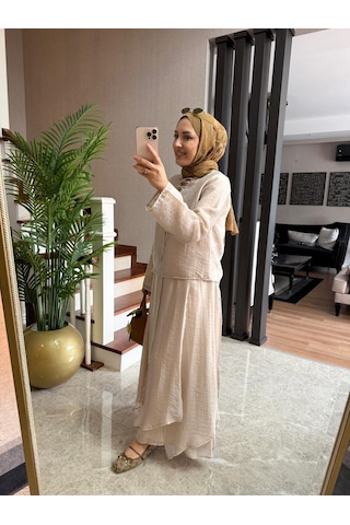 Zara Tensel Bağcık Detaylı Bluz Ve Çok Parçalı Astarlı Etek Takımı Bebe Mavisi & Bej Mavi