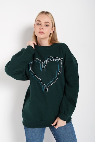 Kadın Yeşil Çizgili Kalp Baskılı Oversize Sweatshirt Yeşil