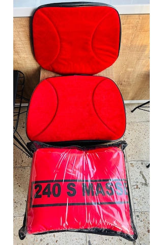 Massey Ferguson 240 Düz Kırmızı Branda Ve Kırmızı Koltuk Kılıfı