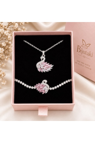 Bijutaki Pembe Taşlı Kuğu Figürlü Kolye Ve Bileklik Seti Gümüş Renk 2 Li Takı Seti