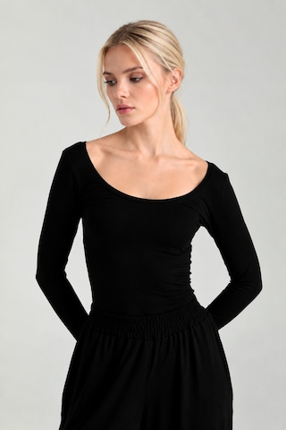 Cloudymood Kadın Ultra Soft Oval Yaka Bluz Günlük Kullanım Kombinlenebilir Siyah - 894338718 Siyah