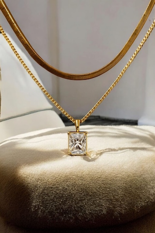 Işıltılı Taşlı Kadın - Şık Ve Zarif Tasarım, Özel Anlar Için Altın