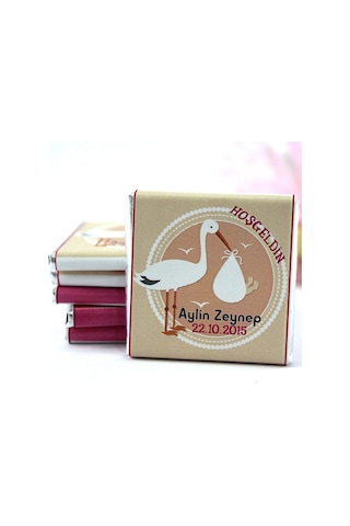 Dark Brown Hoşgeldin Kız Bebek Çikolatası İsim ve Tarih Yazılabilen Hediye Çikolata KBK20 72 Adet