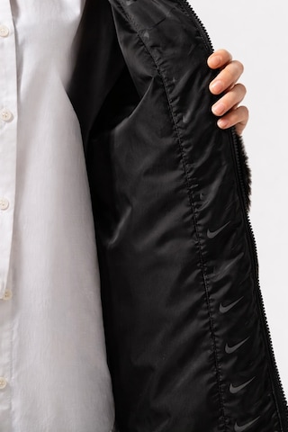 Nike Sportswear Terma Fit Women's Loose High Parka Kadın Bol Kesim Suni Kürk Spor Parka Siyah Siyah