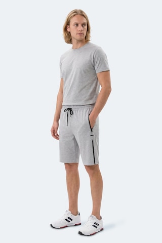 Slazenger Infuse Erkek Gri Şort