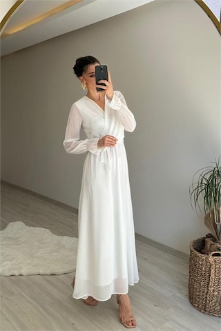 Neşeli Butik Kadın Uzun Kollu Kuşaklı Maxi Şifon Elbise Nm001 Beyaz