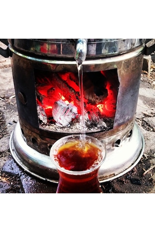 Odunlu Çay Semaveri Kömürlü Çay Semaveri Odunlu Kömürlü Semaver 5 Litre-demlik 1 Litre