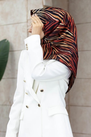 Vissona Siyah-bordo Dalga Desenli Tivil İpek Eşarp 51755-01-17