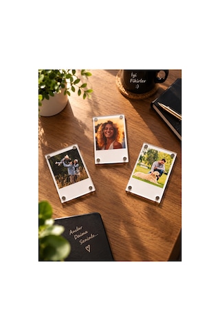Sürpriz Hediyeli 3 Adet 6x9 Cm Şeffaf Pleksi Mıknatıslı Fotoğraf Çerçevesi Magnetli Polaroid Anı Çerçevesi Fotoğrafsız