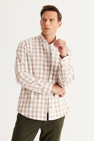 AC&Co / Altınyıldız Classics Erkek Ekru Kahve Comfort Fit Rahat Kesim Düğmeli Yaka Flanel Oduncu Gömlek Ekru - Kahverengi