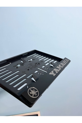 Yamaha Pleksi Motor Plakalığı
