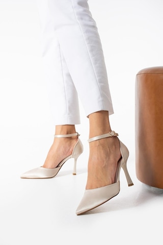 Paris Shoes Kadın Bej Sivri Burunlu Stiletto Bej