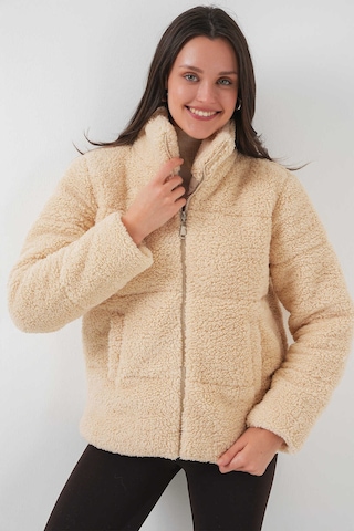 Gabria Kuzu Mont Krem