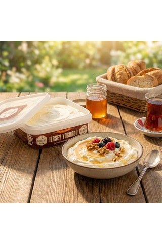 Uluova Kaymaklı Jersey Yoğurdu 1 Kg