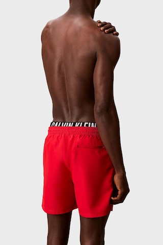 Calvin Klein Erkek Deniz Şortu Lv00n61015 3t5 Kırmızı