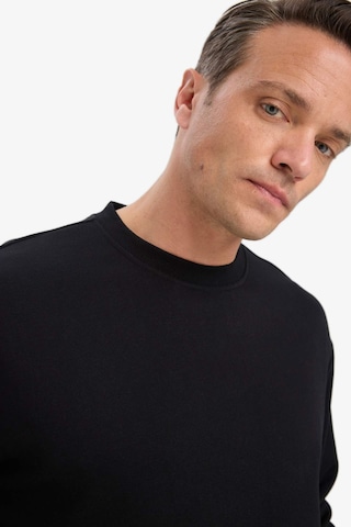 Defacto Relax Fit Bisiklet Yaka Kalın İçi Yumuşak Tüylü Basic Düz Sweatshirt T5139az25aubk81 Siyah