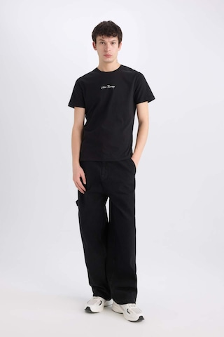 DeFacto %100 Pamuk Slim Fit Dar Kesim Bisiklet Yaka Baskılı Kısa Kollu Tişört X3932AZ25SMBK81