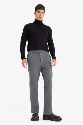 Defacto Kumaş Pantolon Tailored Regular Fit Normal Kesim Basic Düz Cepli Düz Paça D3707AX25WN Antrasit