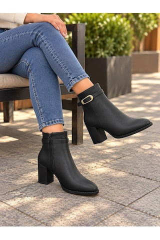 Asmi Shoes Kadın Silva Siyah Deri Yandan Fermuarlı Toka Detaylı 7 Cm Kalın Topuklu Sivri Burunlu Yeni Sezon Günlük Bot