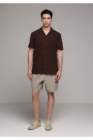 Colin's Colins Regular Fit Apaj Yaka Jakarlı Erkek Kahverengi Kısa Kol Gömlek Cl1079893 Q1.v2 Dbr Koyu Kahve