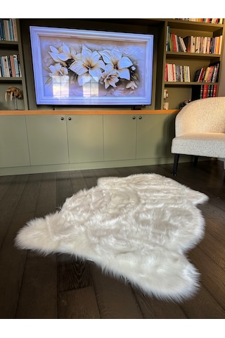 A Post Beyaz Yumuşak Dokulu Peluş Halı Tek Kafa Post