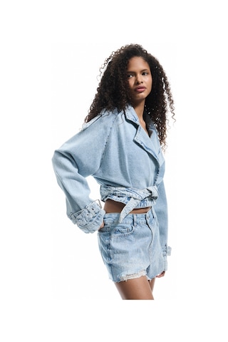 Koton Yüksek Bel Rahat Kesim Pamuklu Yırtık Mini Denim Şort Orta İndigo 5sal40003md Indigo