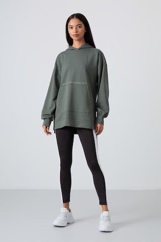 Tommy Life Çağla Balon Kol Yazı Nakışlı Kadın Oversize Tunik Sweatshirt - 97163 Çağla