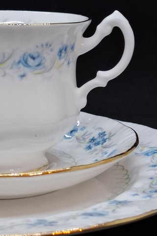 Bone China Mavi Beyaz Çay Fincanı 3 Parça 170 Ml
