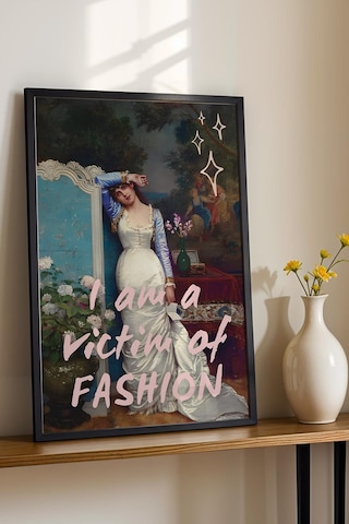 I Am A Victim Of Fashion Çerçeveli Tablo Ben Modanın Kurbanıyım Giyinme Odası İçin Dekor Altered Art