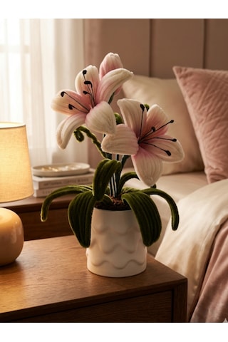 Crystal Coza El Yapımı Şönil Lilyum Çiçeği - Beyaz Saksıda Modern Yapay Zambak Ev Ofis Dekorasyonu 30 Cm Açık Pembe