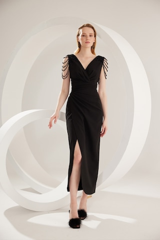 Doridorca Kadın Büyük Beden Kruvaze Yaka Kolları Taş Ve Süsleme Detaylı Abiye Elbise 6092 Siyah Siyah