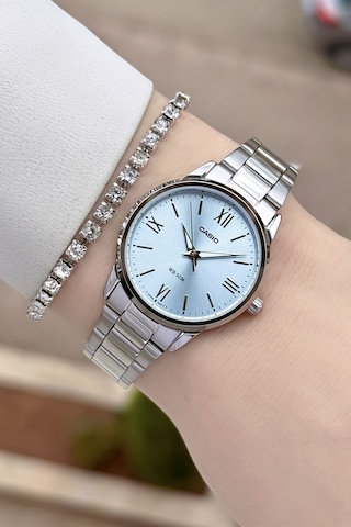 Casio Csıste255 Kadın Kol Saati Gümüş